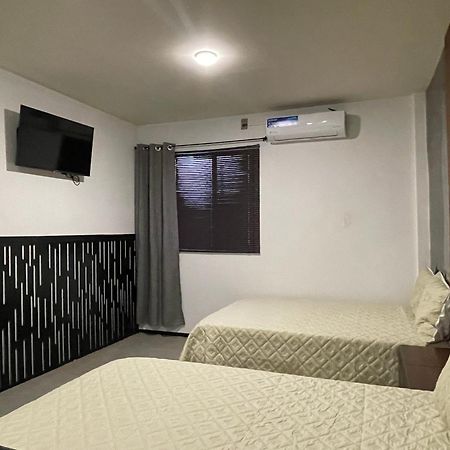 Apartamentos Aeropuerto Сьюдад-Хуарес Екстер'єр фото